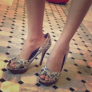 Tortoiseshell Scaled Patterned High Heels